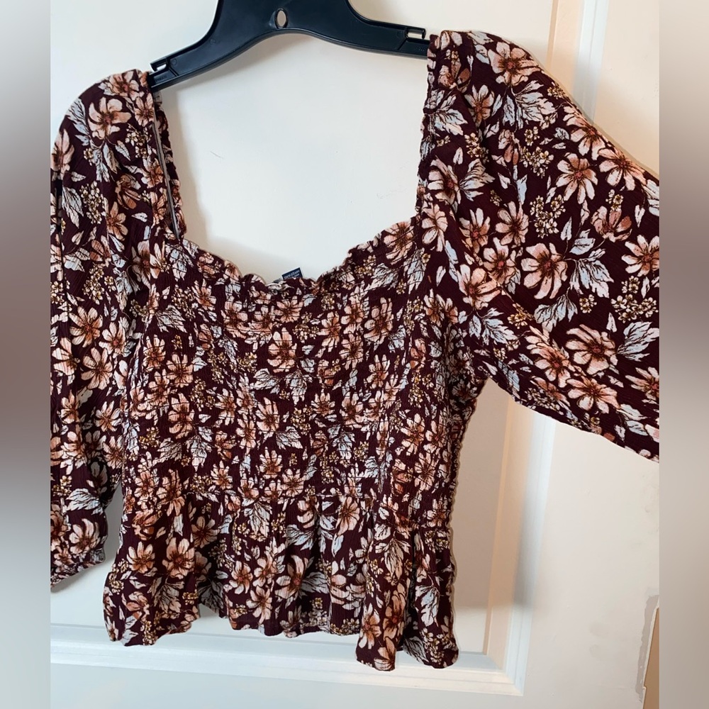 American Eagle Womens Top Brown Floral Cropped Boho Smocked (L)